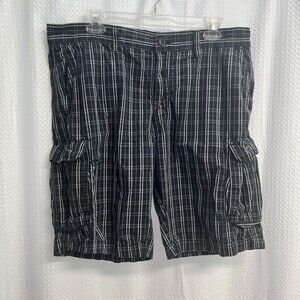 Saks Fifth Avenue 90’s Black & White Plaid Cargo Shorts Men’s 36 Loose Fit